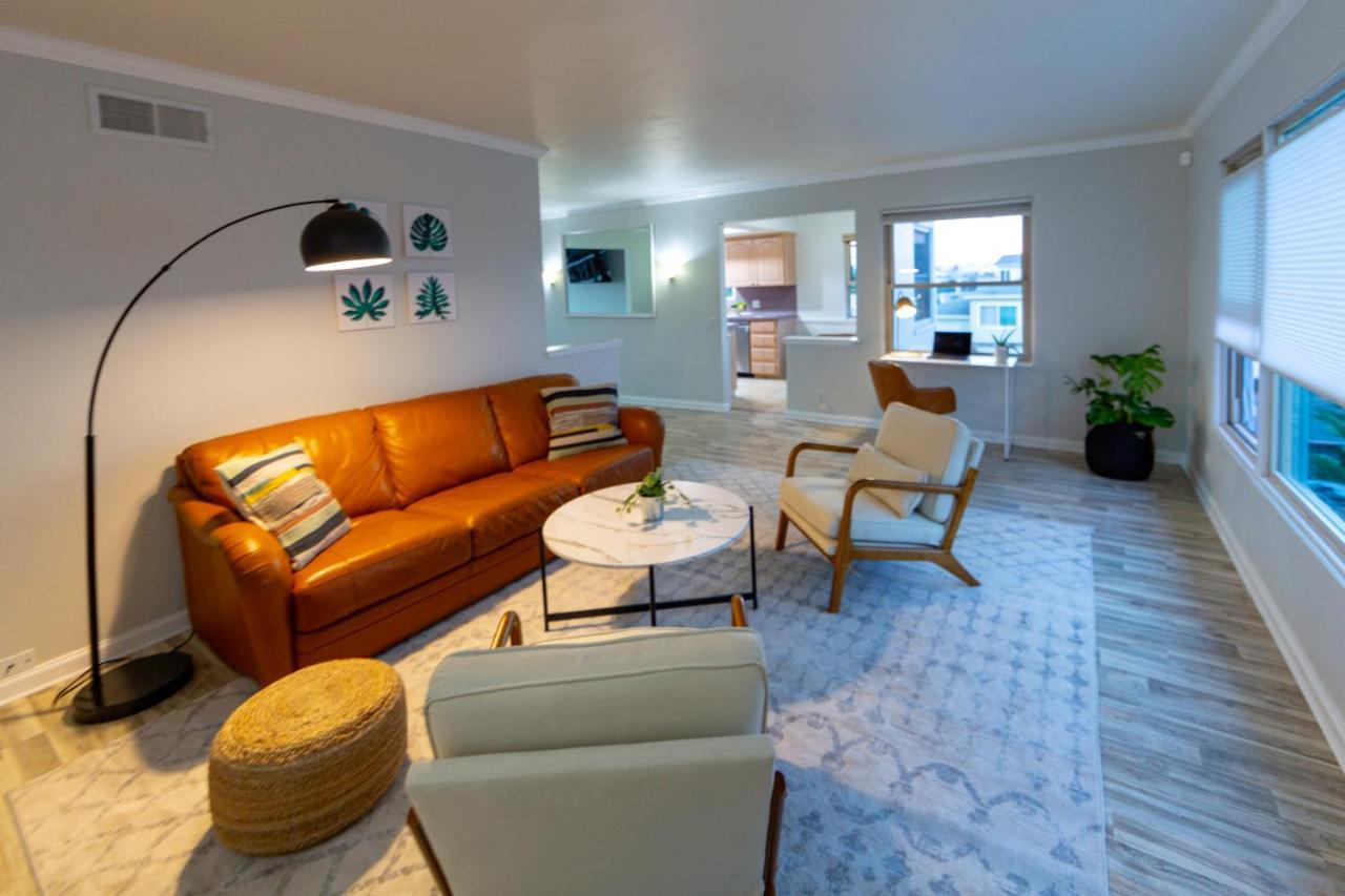 Ocean Beach Luxury + A Private Fireworks Show! Holiday home *