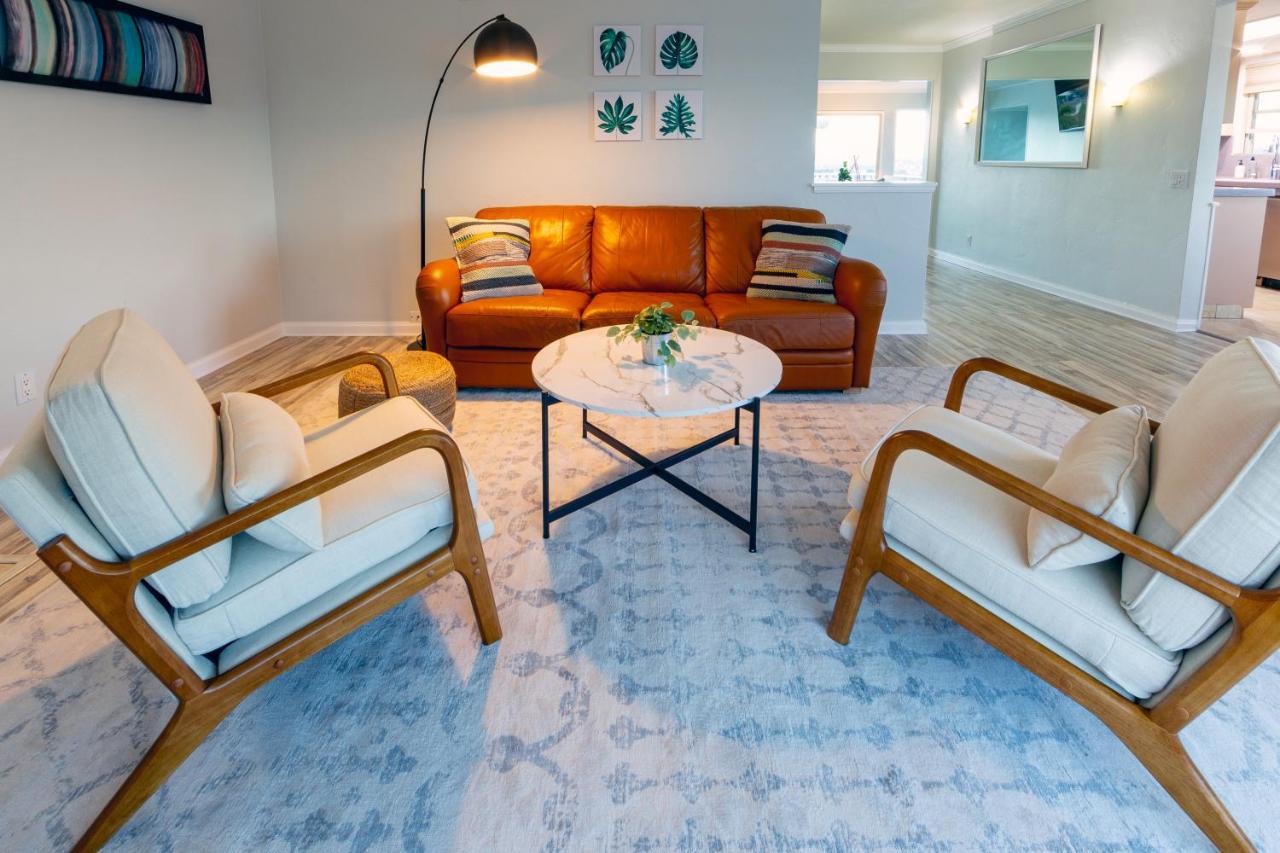 Ocean Beach Luxury + A Private Fireworks Show! * San Diego